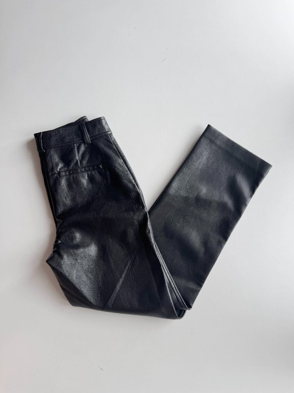 Aritzia BABATON Command Black Vegan Leather Cropped Ankle Pants, Size 0